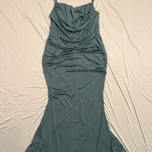 Elegant Green Sleeveless Dress